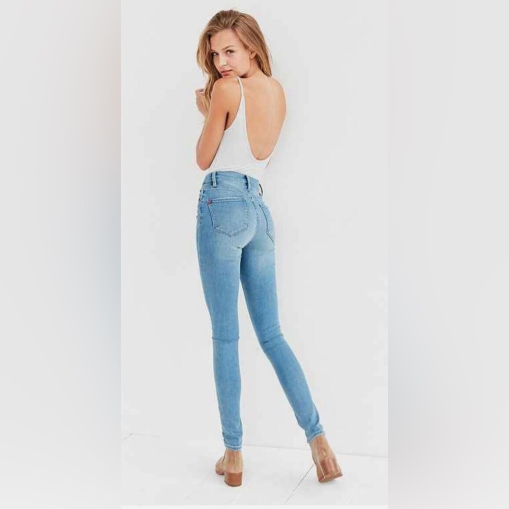 BDG Twig High Rise Skinny Jeans, waist size 25